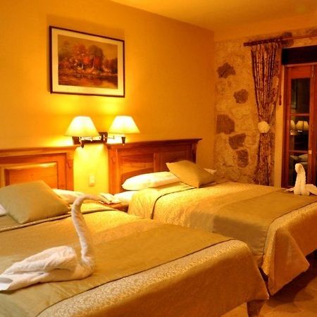 Mallorca Hotel & Suites Канкун Экстерьер фото